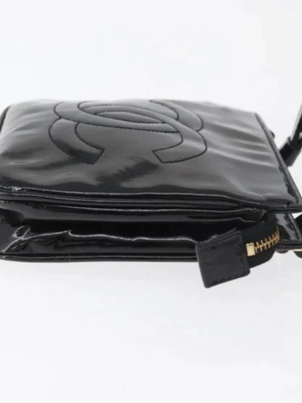 CHANEL brand	chanel color	black